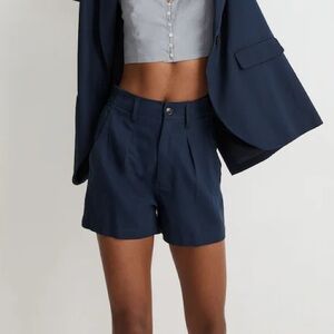 Madewell Neale Shorts Drapeweave Linen Navy Blue Pleated Euro Summer NWT Size 10